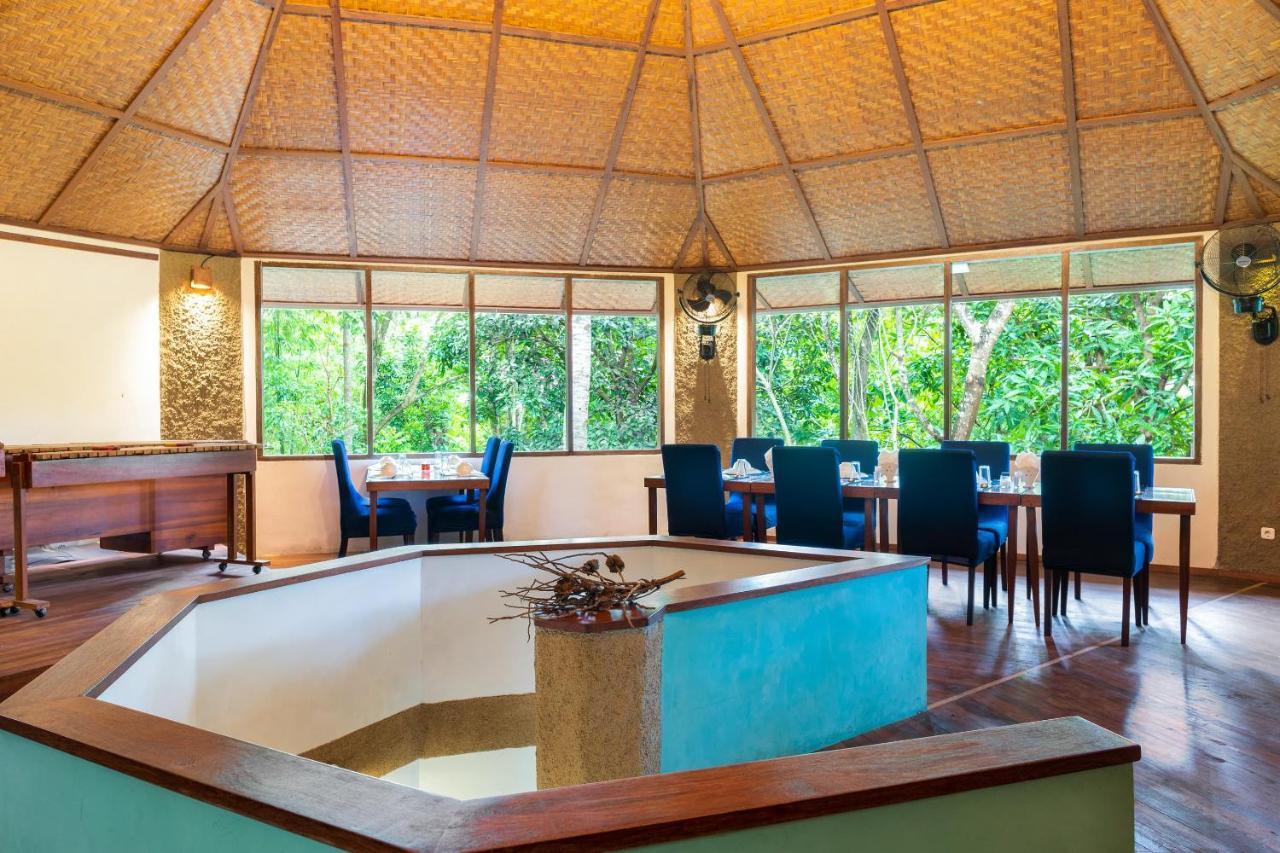 Thalassa Dive & Wellbeing Resort Manado Exterior foto